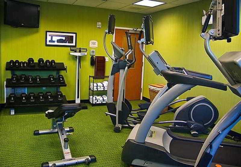 Fairfield Inn & Suites Tampa Fairgrounds/Casino Orient Park Съоръжения снимка