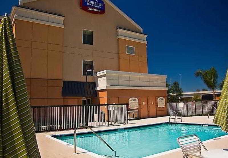 Fairfield Inn & Suites Tampa Fairgrounds/Casino Orient Park Екстериор снимка