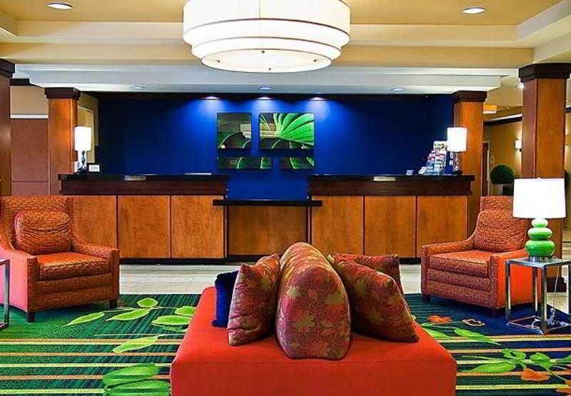 Fairfield Inn & Suites Tampa Fairgrounds/Casino Orient Park Интериор снимка